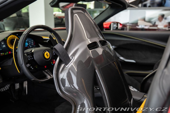 Ferrari 296 GTS 2025