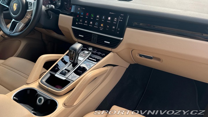 Porsche Cayenne 2022