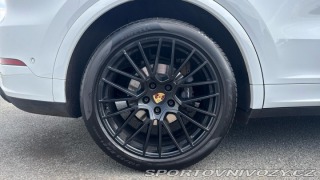 Porsche Cayenne  2022