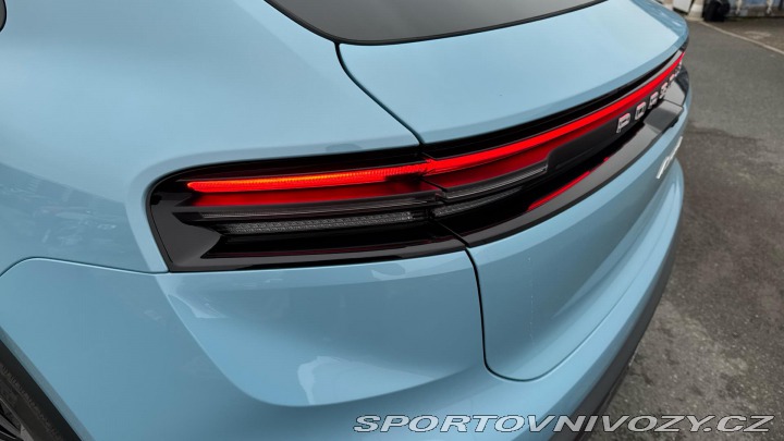 Porsche Macan 4 Electric 2024