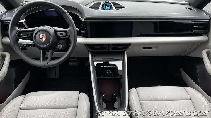 Porsche Macan 4 Electric 2024