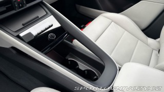 Porsche Macan 4 Electric 2024