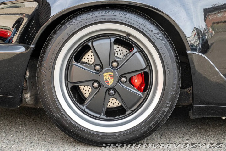 Porsche Carrera GT Carrera 2 1991