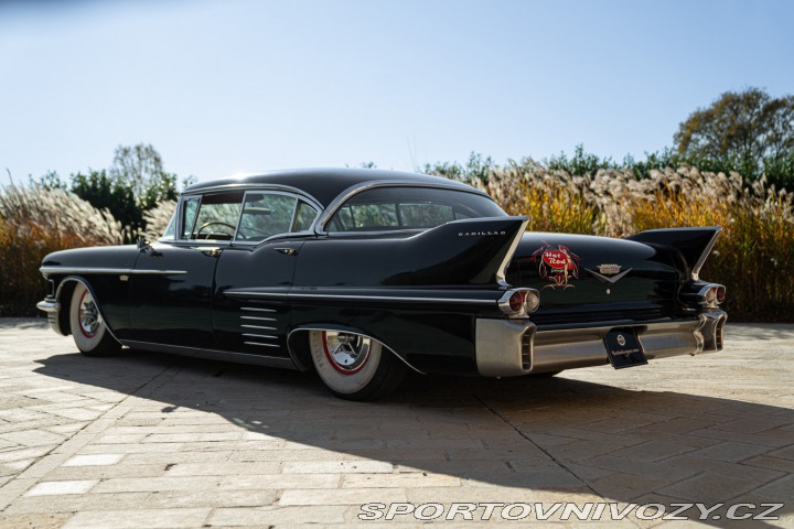 Ostatní značky Ostatní modely Cadillac SPECIAL SERIES 62 FLEETWOOD SEDAN 1958