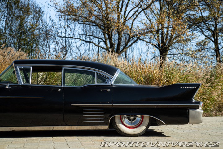 Ostatní značky Ostatní modely Cadillac SPECIAL SERIES 62 FLEETWOOD SEDAN 1958