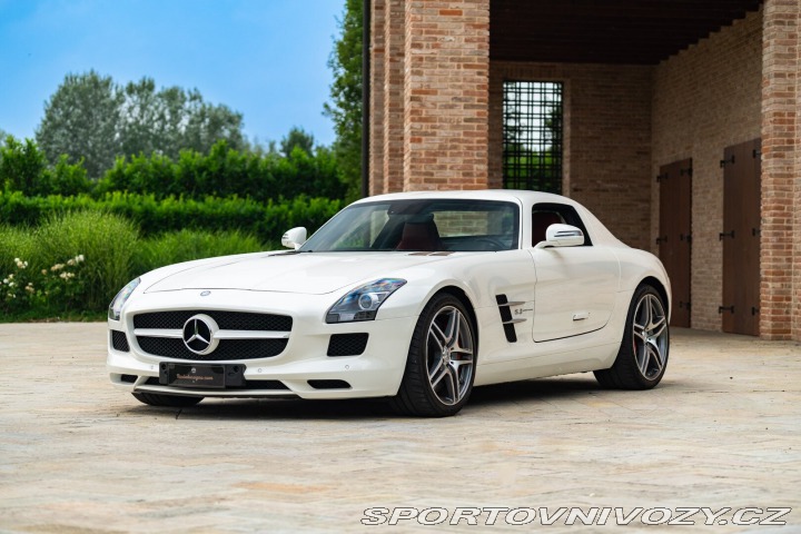 Mercedes-Benz SLS AMG 2010