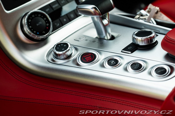 Mercedes-Benz SLS AMG 2010