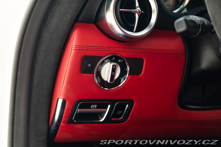 Mercedes-Benz SLS AMG 2010