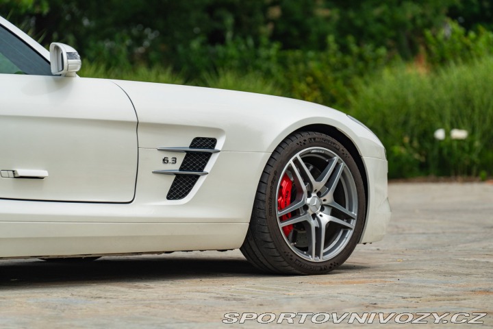 Mercedes-Benz SLS AMG 2010