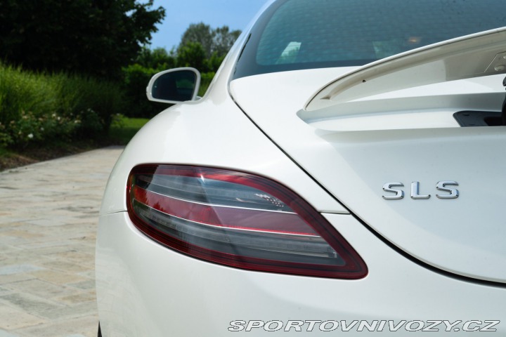 Mercedes-Benz SLS AMG 2010
