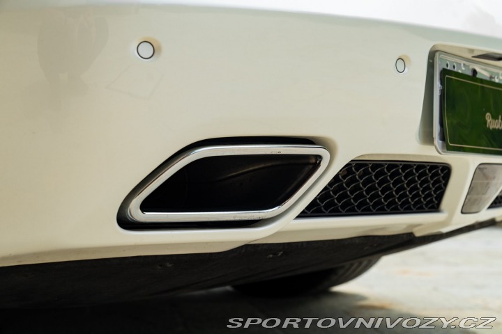 Mercedes-Benz SLS AMG 2010