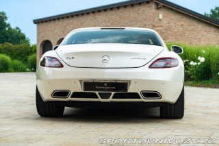 Mercedes-Benz SLS AMG 2010