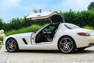 Mercedes-Benz SLS AMG 2010