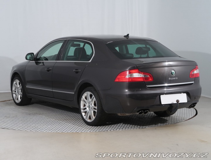 Škoda Superb 3.6 FSI V6 2010