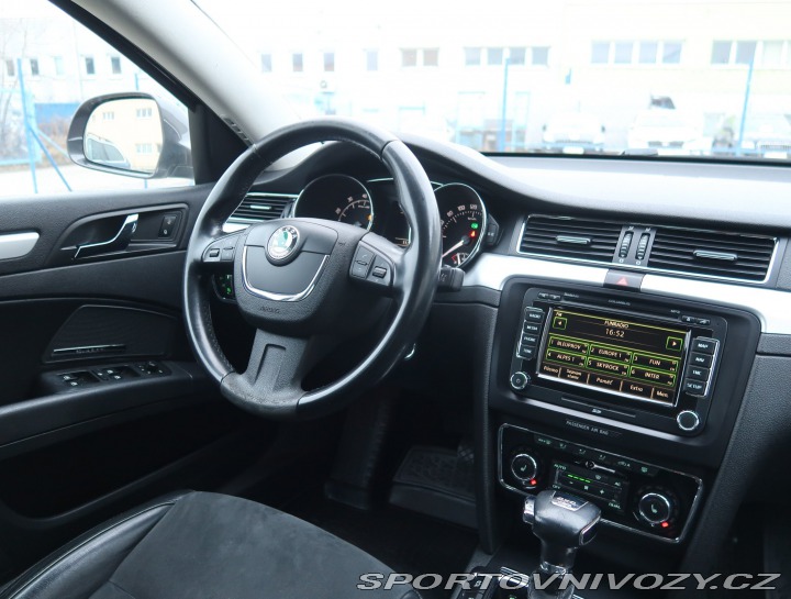 Škoda Superb 3.6 FSI V6 2010
