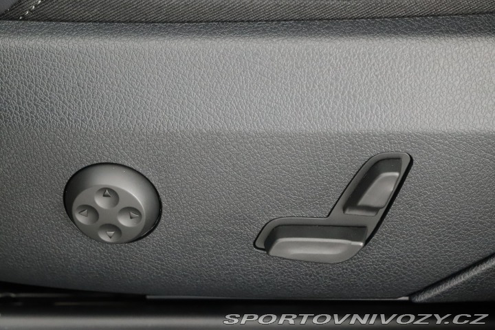 Mercedes-Benz Ostatní modely GLC AMG Line GLC 200 4MATIC 2024