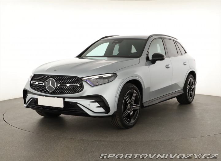 Mercedes-Benz Ostatní modely GLC AMG Line GLC 200 4MATIC 2024
