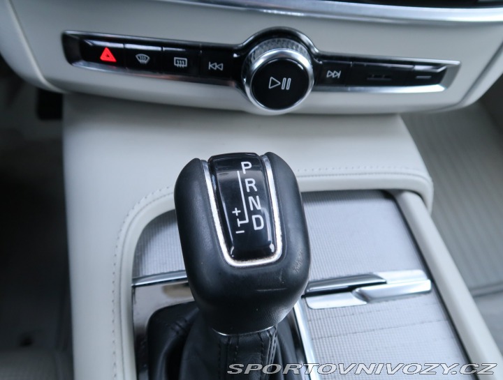 Volvo S90 T6 AWD 2016
