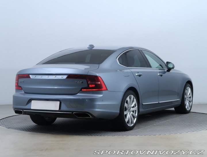 Volvo S90 T6 AWD 2016