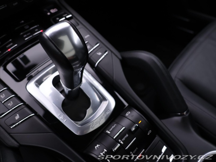 Porsche Cayenne 3,0 V6 D 176kW Tiptronic 2011