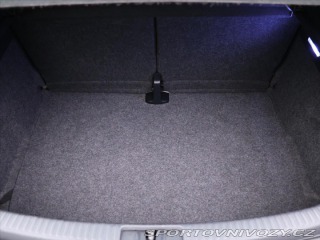 Volkswagen Scirocco 2,0 TSI 165 kW Kůže Navi 2009