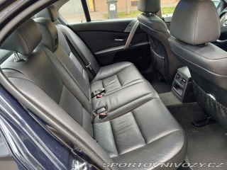 BMW 5 2,3   E60 523 2006