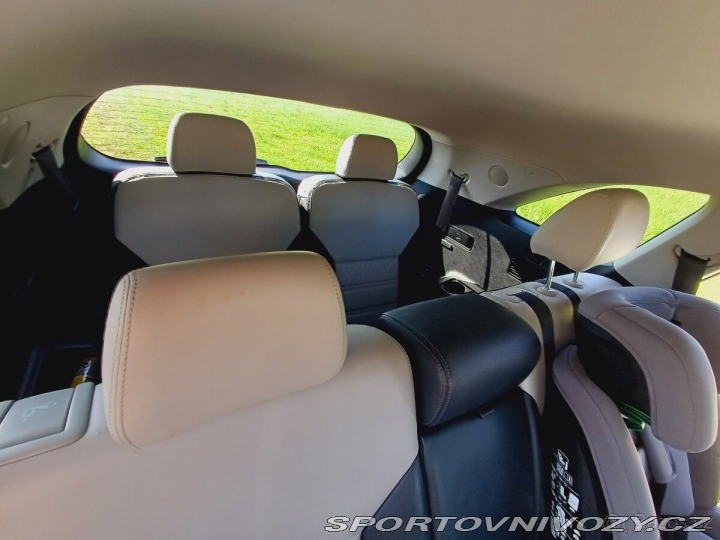 Kia Ostatní modely Sorento 2,2 crdi; 7 míst 1800