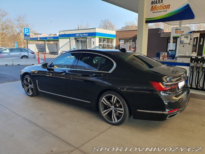 BMW 7 3,0 Facelift 340PS. Cen 2020