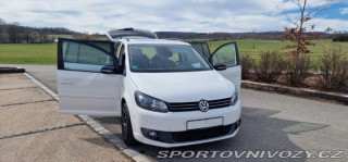 Volkswagen Ostatní modely Tiguan 2,0 Di, servisní knížka 2012