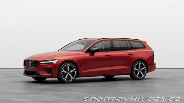 Volvo V60 2,0 T6 AWD Plus Dark 2025