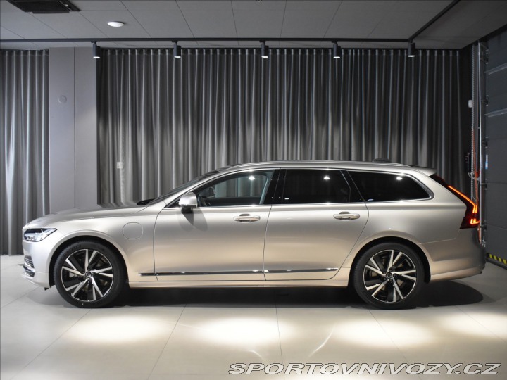 Volvo V90 2,0 T6 AWD Plus Bright 2025