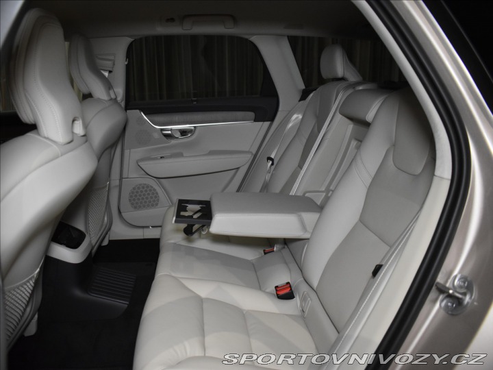 Volvo V90 2,0 T6 AWD Plus Bright 2025