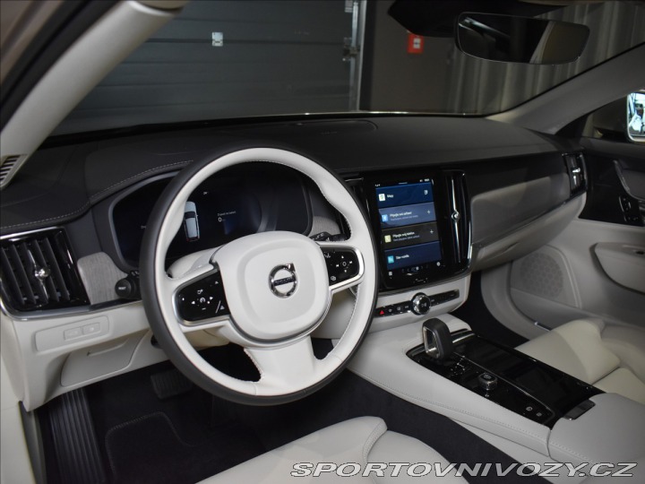 Volvo V90 2,0 T6 AWD Plus Bright 2025