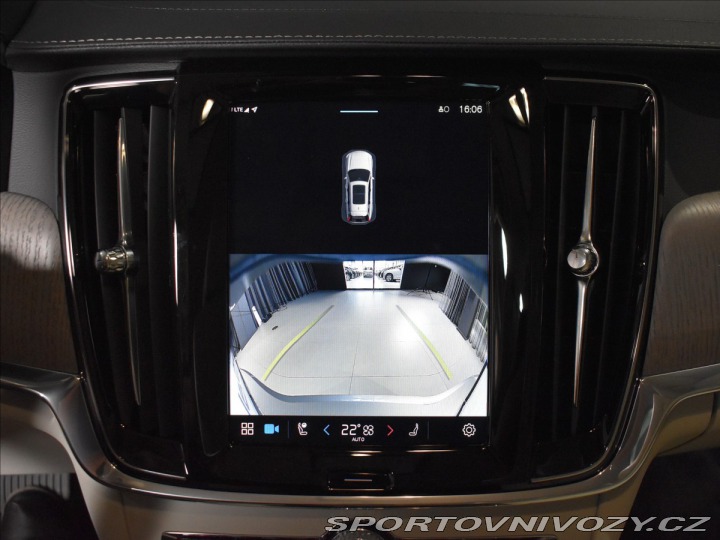 Volvo V90 2,0 T6 AWD Plus Bright 2025