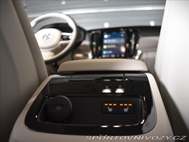 Volvo V90 2,0 T6 AWD Plus Bright 2025