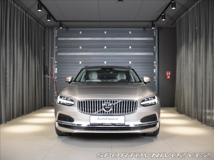 Volvo V90 2,0 T6 AWD Plus Bright 2025