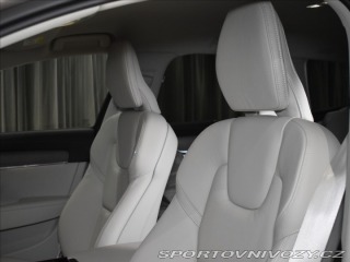 Volvo V90 2,0 T6 AWD  Plus Bright 2025