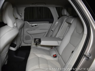 Volvo V90 2,0 T6 AWD  Plus Bright 2025