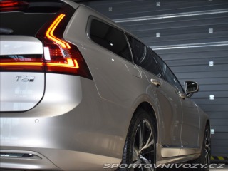 Volvo V90 2,0 T6 AWD  Plus Bright 2025