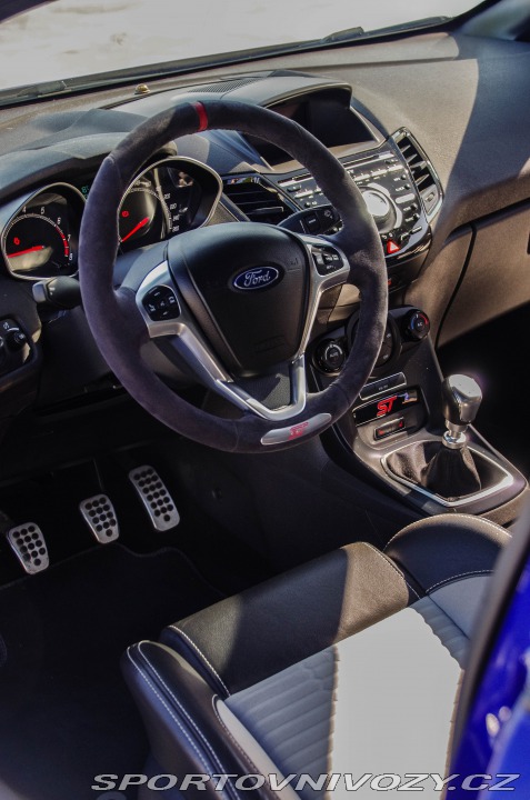 Ford Fiesta ST 2013