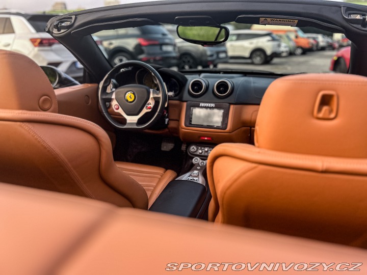Ferrari California 4.3 V8 F136 IB 2012
