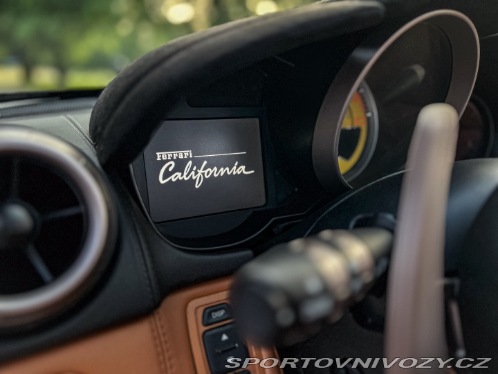 Ferrari California 4.3 V8 F136 IB 2012