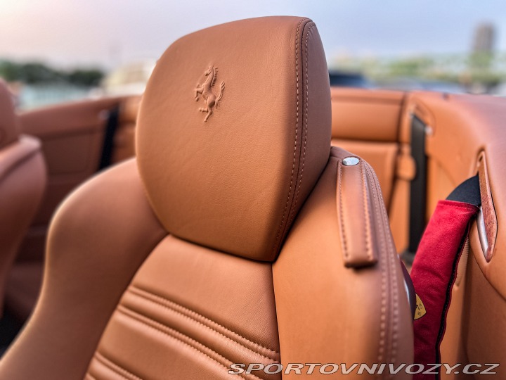 Ferrari California 4.3 V8 F136 IB 2012