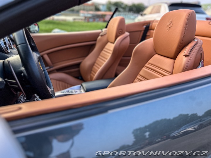 Ferrari California 4.3 V8 F136 IB 2012