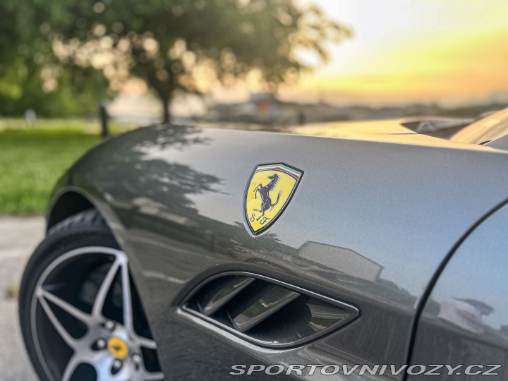 Ferrari California 4.3 V8 F136 IB 2012