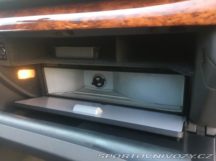 Audi A4 3.0i V6 AUT-REZERVACE 2001