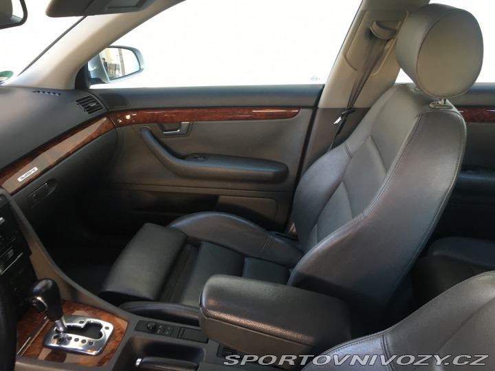 Audi A4 3.0i V6 AUT-REZERVACE 2001