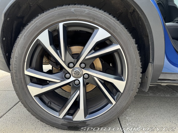 Volvo Ostatní modely XC40 R-Design 2018