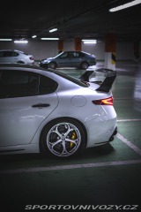 Alfa Romeo Giulia Manuál 1/269 2017