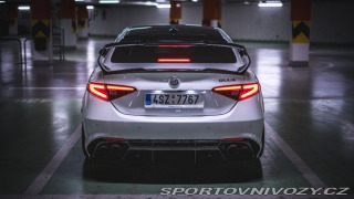 Alfa Romeo Giulia Manuál 1/269 2017